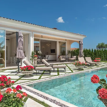 Dolce Villa Sunny Beach